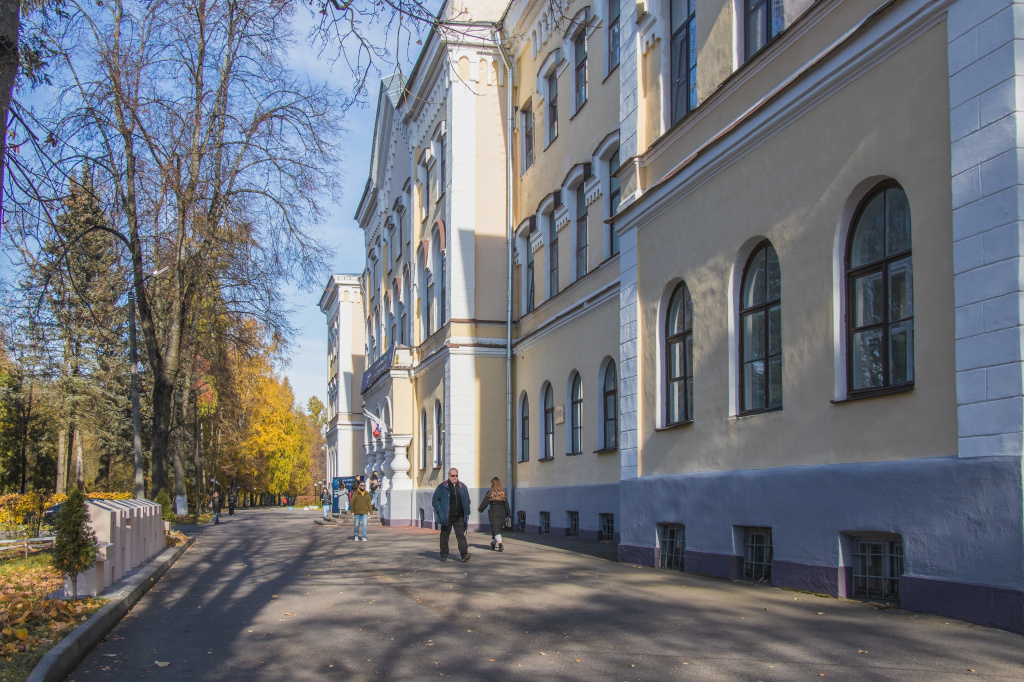 Фото уральской юридической академии